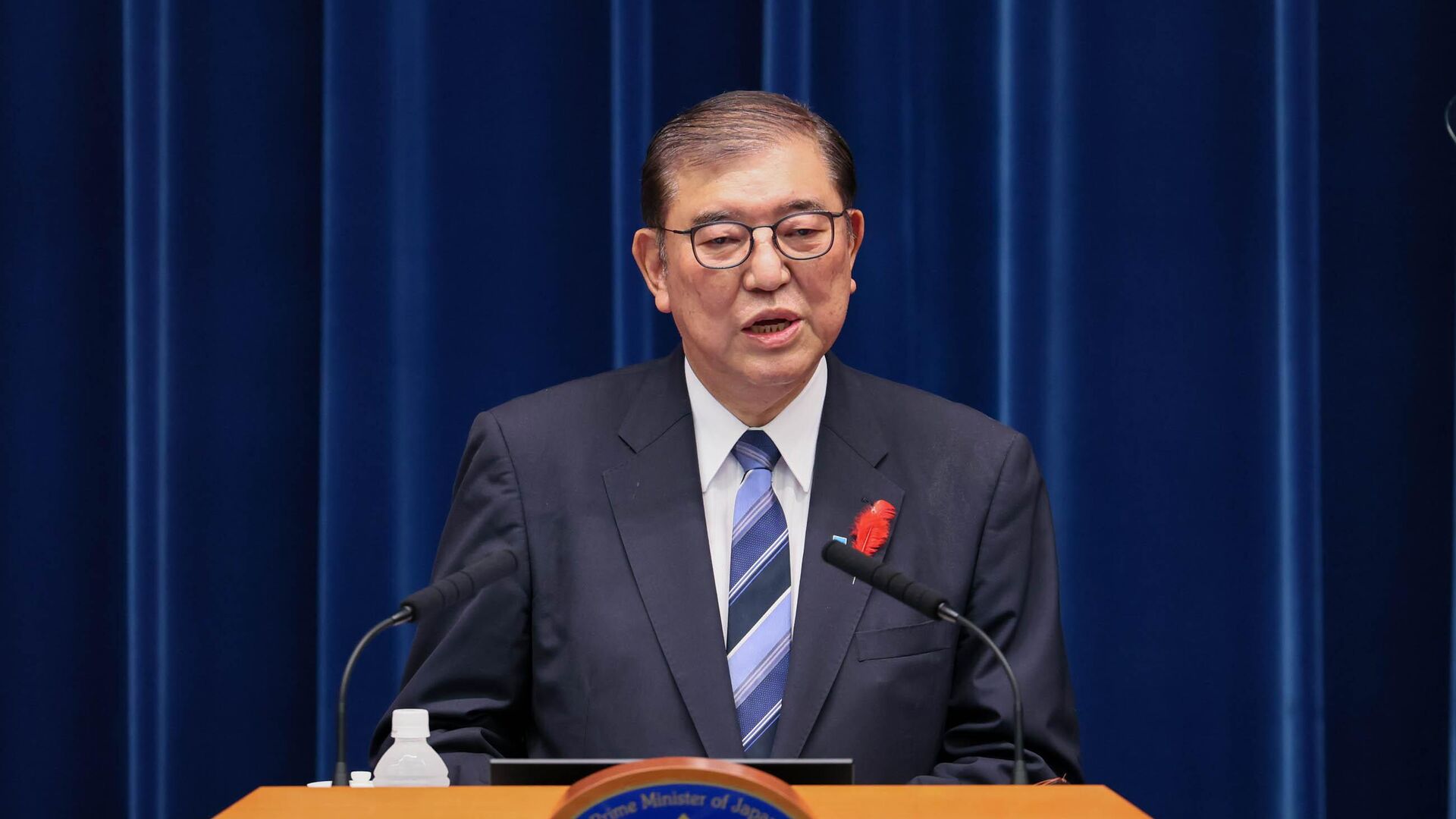 石破茂在記者會發言