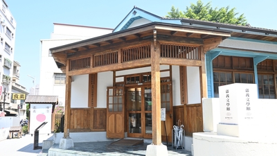 揮出熱血ㄧ棒　嘉義文學館棒球展圖片